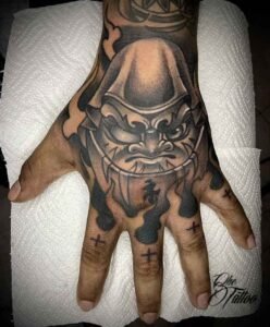 estilo japones tatuaje blanco y negro merida yucatan